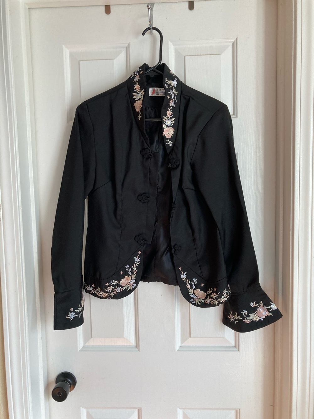 Black Embroidered Mandarin Collar Blazer